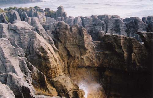 Pancake_Rocks_and_Blowholes
